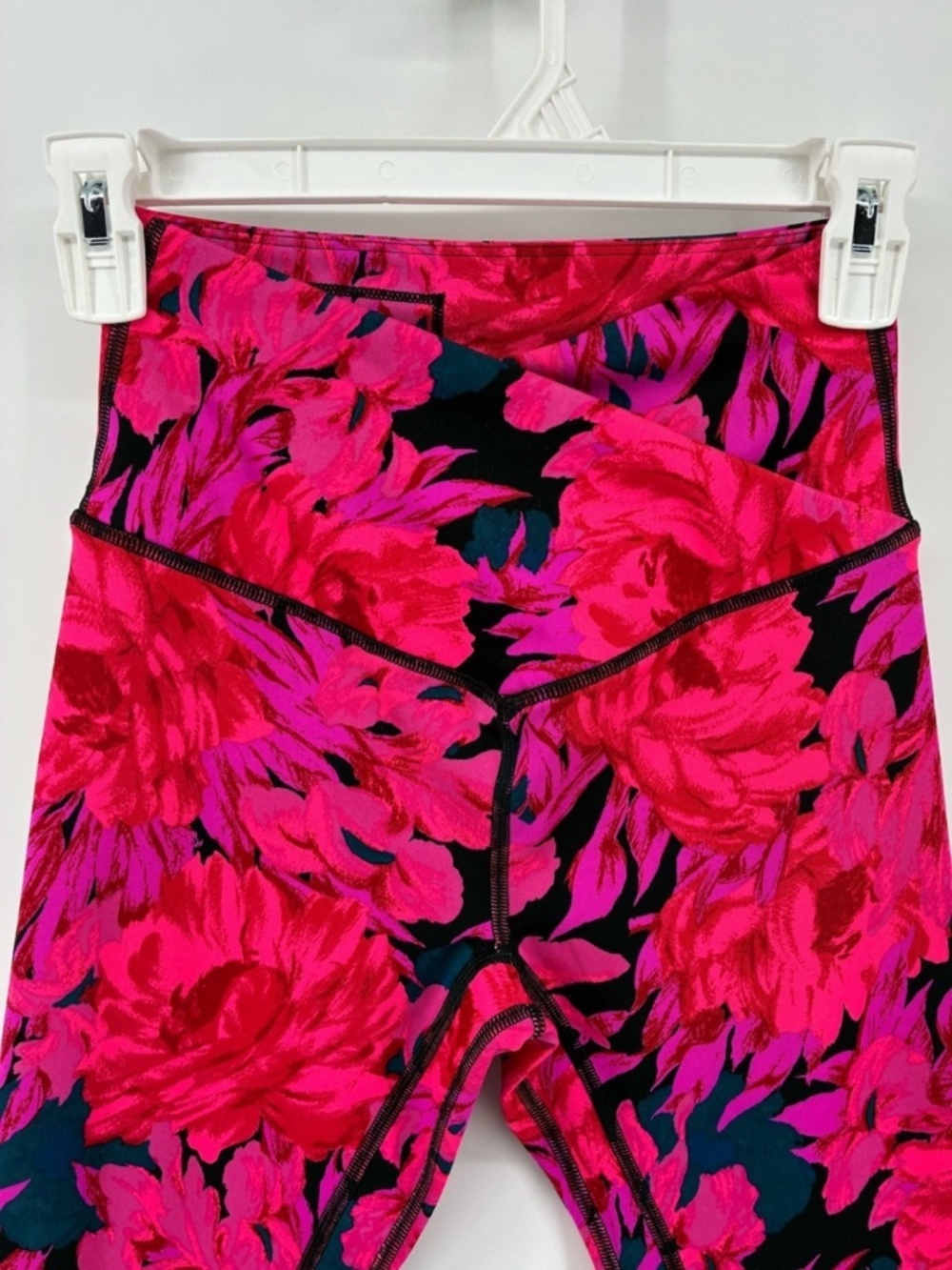 Victoria's Secret Hot Pink Rose Floral Leggings Criss Cross Waist